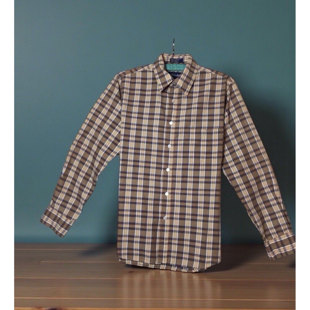 Western Belgari Long Sleeved Shirt, Size Medium,Button Up, 1 Pocket